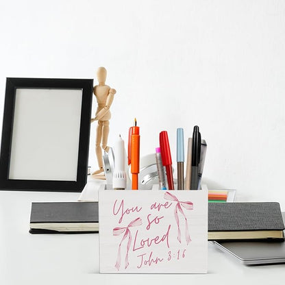 Pink Girly Office Decor Preppy Coquette Bow Room Decor for Girl Women Daughter Pink Pen Holder for Desk Girl Room Workplace Library Home desk decor Holder2831