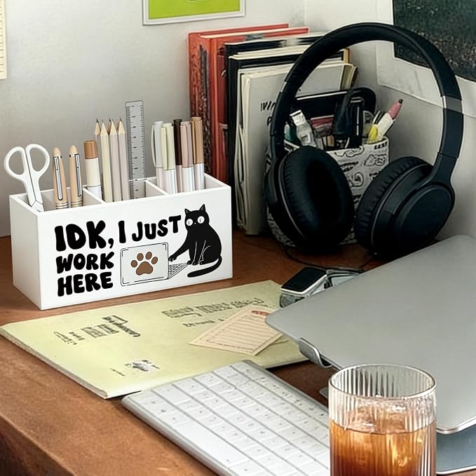 Funny Black Cat Pen Pencil Holder for Desk, Black Cat Gifts, Office Humor Gifts for Coworkers, IDK I Just Work Here Wooden Box Sign Decorations for Home Office Workplace Desk Tabletop