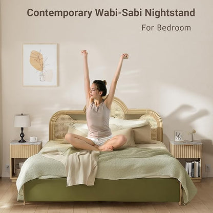 Fluted Nightstand, Modern Night Stand, Nightstand with Charging Station and Faux Marble Top, Wood End Table w/Storage, Bedside Table for Bedroom Sofa Home Office, Curved Corners,Natural Oak
