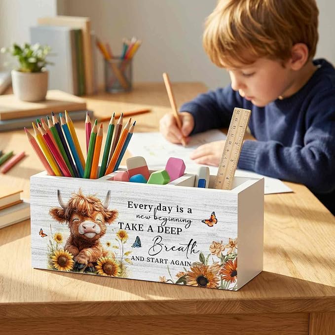 Motivational Highland Cow Pencil Pen Holder for Desk Organizer, Motivational Gifts, Farmhouse Highland Cow Nursery Wooden Box Decorations for Home Office Kids Room Desk Tabletop Decor