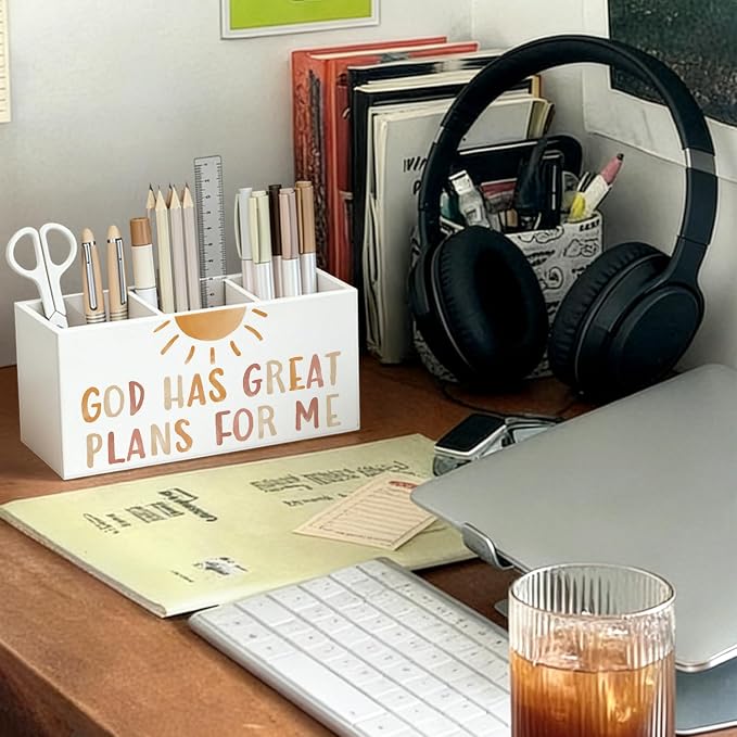 Boho Christian Kids Pen Pencil Holder for Desk, Boho Classroom Decor, God Has Great Plans for Me Bible Verse Wooden Box Sign Decorations for Kids Room Bedroom Playroom Desk Tabletop