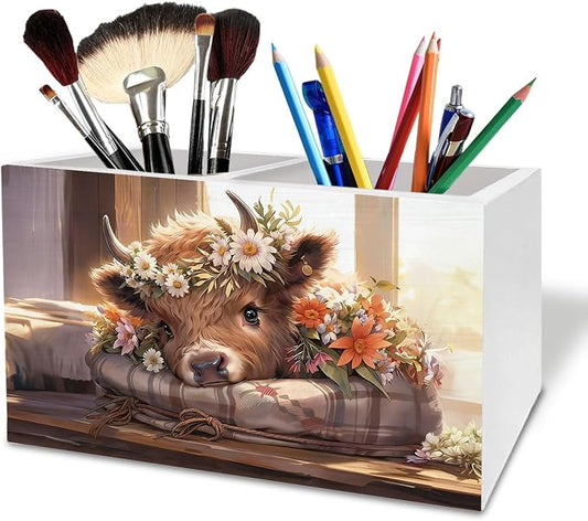Highland Cow Pen Holder for Desk, Rustic Floral Farm Heifer Wooden Box Sign Desk Decor for Home Office Decoration, Highland Cow Gifts Pencil Organizer, Gifts for Cows Lovers