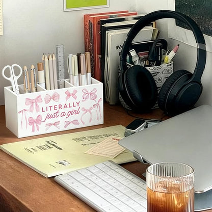 Pink Coquette Bow Pen Pencil Holder for Desk, Preppy Desk Decor, Preppy Aesthetic Literally Just a Girl Wooden Box Sign Decorations for Girls Bedroom Room Dorm Tabletop