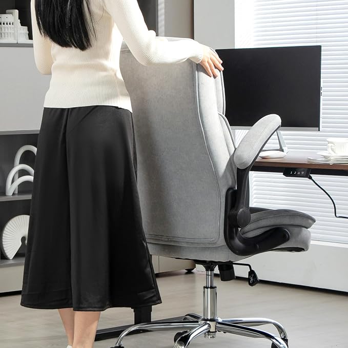 HOMCOM High Back Office Chair, Executive Desk Chair with Swivel Wheels, Flip-up Armrest, Adjustable Height, Modern Diamond Fabric Computer Chair for Home Office, Gray