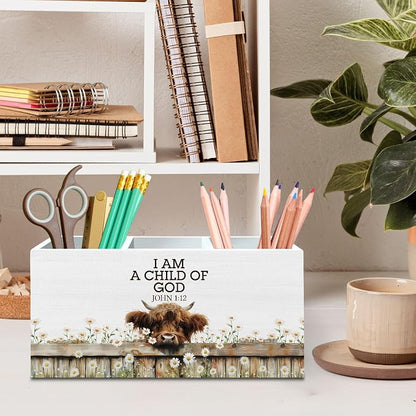 DILSJ Christian Highland Cow Pen Pencil Holder Organizer for Desk, Highland Cow Gifts for Women, I Am a Child of God Wooden Box Signs for Home Office Desk Tabletop Decoration