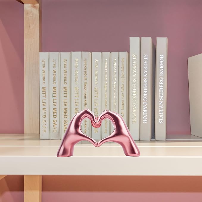 Lynagert Small Heart Hands Sculpture Decor for Living Room Bedroom Bookshelf Coffe Table, Love Finger Statue Modern Aesthetic Home Decor, Unique Gift for Wedding Christmas Birthday (Shiny Pink)