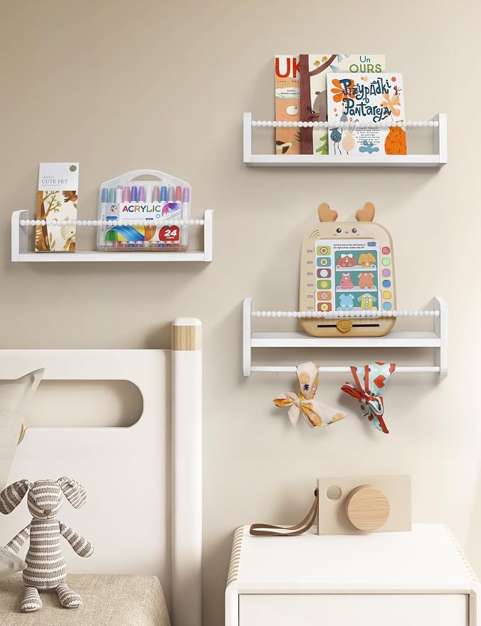 Maxpeuvon Nursery Bookshelves Set of 3, Natural Wood Nursery Floating Shelves Wall Mount Storage Shelf with Towel Bar Hainging Bookshelf for Kids Room Bedroom Living Room Decor, White