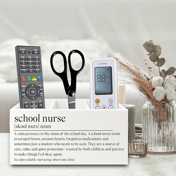 School Nurse Gifts Pen Pencil Holder Organizer for Desk, Nursing Student Gifts, Nursing School Graduation Gift Wooden Box Sign for Office Workplace Desk Tabletop Decorations