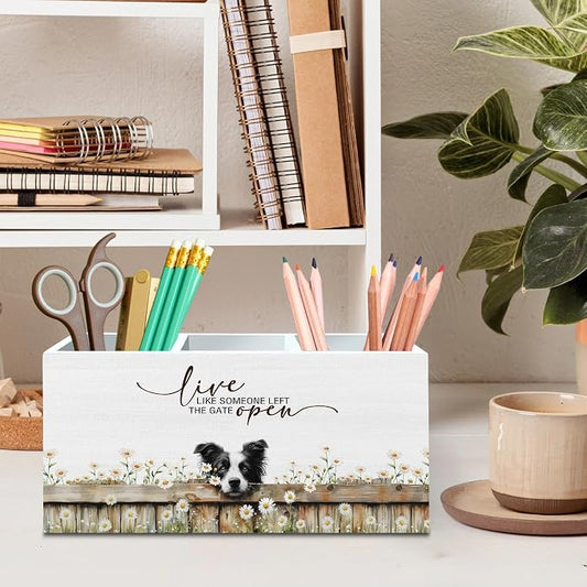 DILSJ Border Collie Inspirational Pen Pencil Holder Organizer for Desk, Border Collie Gifts, Live Like Someone Left the Gate Open Wooden Box Signs for Home Office Desk Tabletop Decoration， Supplies
