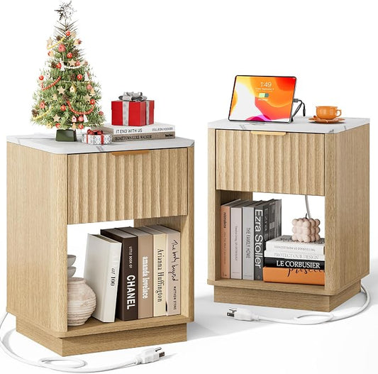 Fluted Nightstand, Night Stand Set 2, Nightstands Set of 2 with Charging Station and Faux Marble Top, Wooden End Table with Drawer, Modern Bedside Table for Bedroom Living Room, Natural Oak
