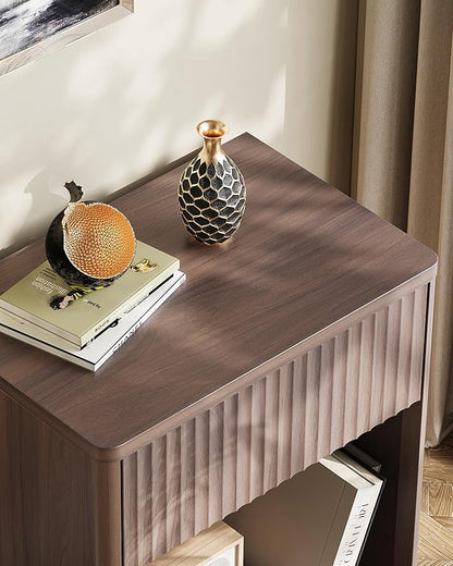 WLIVE Night Stand Set of 2, Wood Nightstand Sets with Storage Drawer and Open Shelf, Fluted Bedroom Nighstands, Mid Century Bed Side Table, End Tables Living Room, Dorm, Home Office, Carrocci Brown