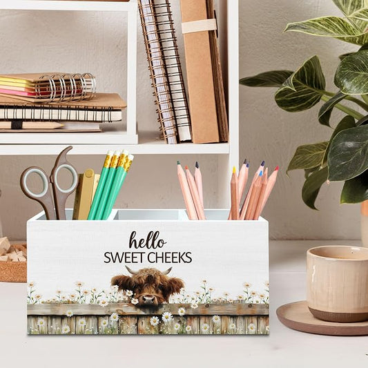 DILSJ Rustic Western Highland Cow Pen Pencil Holder Organizer for Desk, Highland Cow Gifts for Women, Hello Sweet Cheeks Wooden Box Signs for Home Office Desk Tabletop Decoration