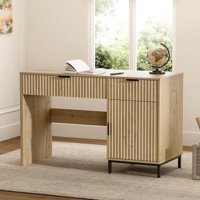 EYYTHUNG 47" Fluted Executive Desk, Modern Wood Home Office Desk with Charging Station, Drawer & Cabinet, Computer Writing Desk for Work Study, Light Oak