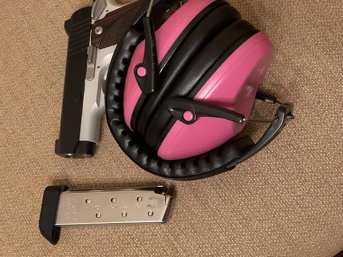 Earmuff hearing protection with low profile passive folding design 26dB NRR and reduces up to 125dB