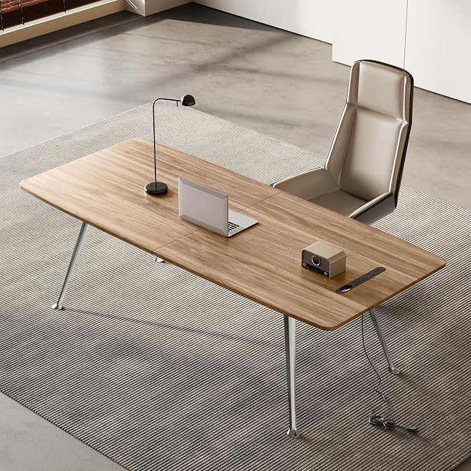 60-Inch Executive Desk, Modern Desk for Home Office, Wooden Study Writing Work Table with Power Outlets and USB-C Port, Large Legroom, Sturdy Metal Frame, Mid-Century Modern Simple, Light Brown