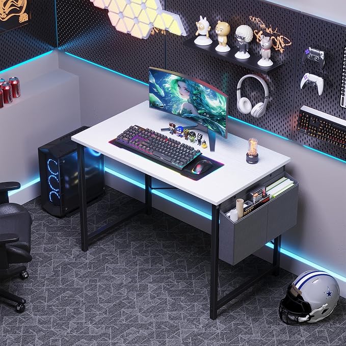 OLIXIS Small Computer Desk, 31 Inch Home Office Desks, Writing Study Craft Work Gaming Table, Computer Workstation for Bedroom Small Spaces with Storage Bag, White